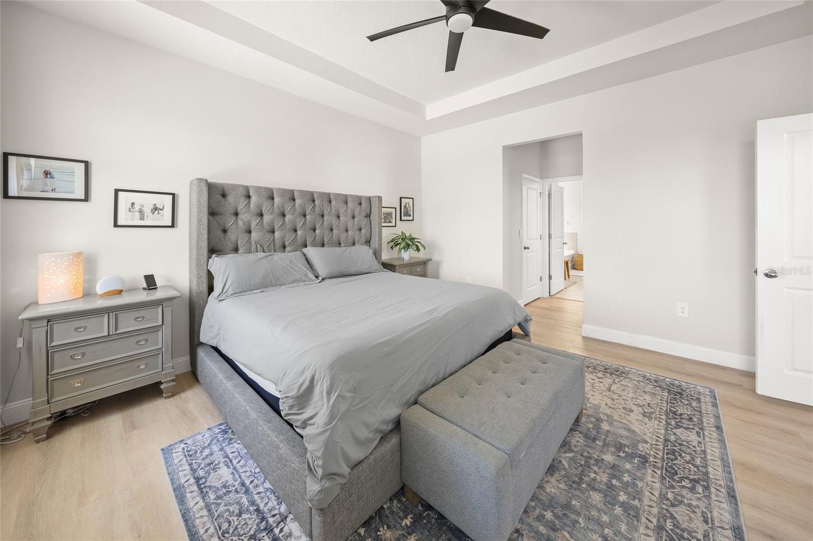 Listing Image #11