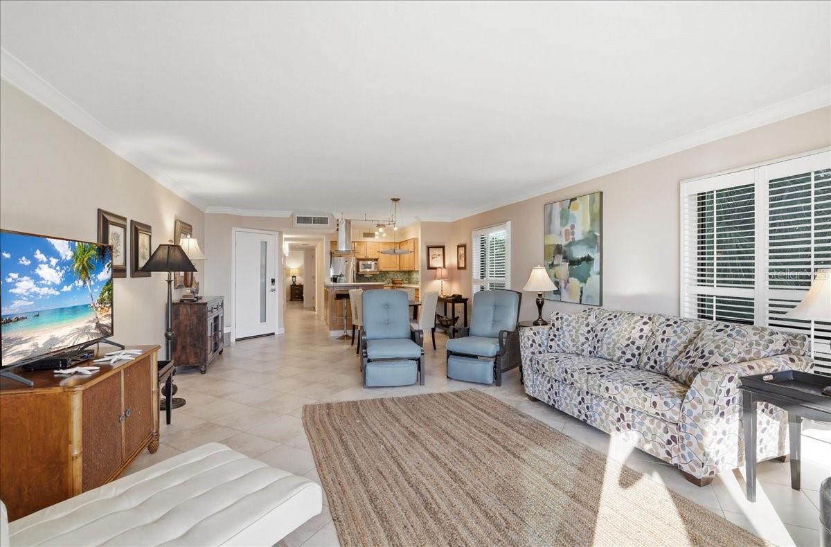 Listing Image #12