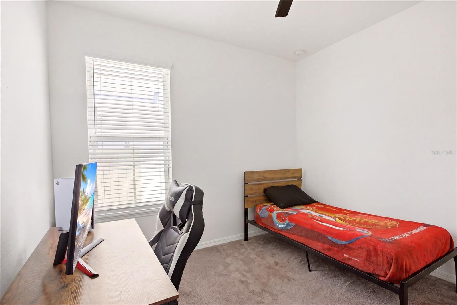 Listing Image #23