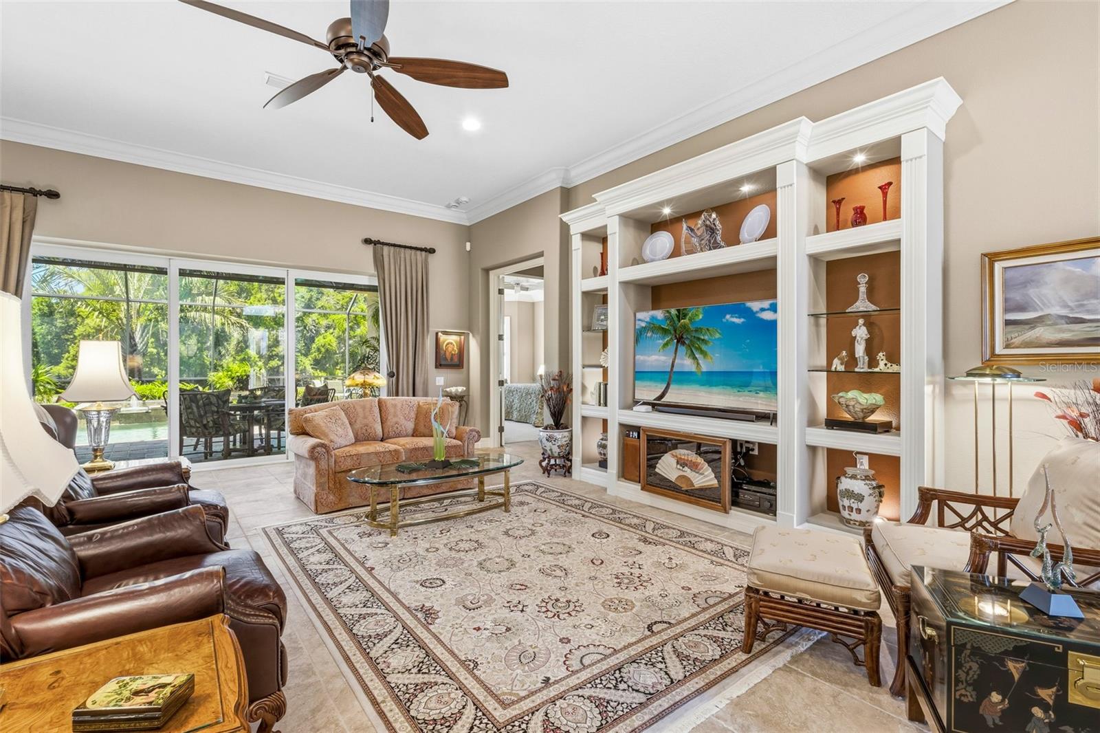 Listing Image #12
