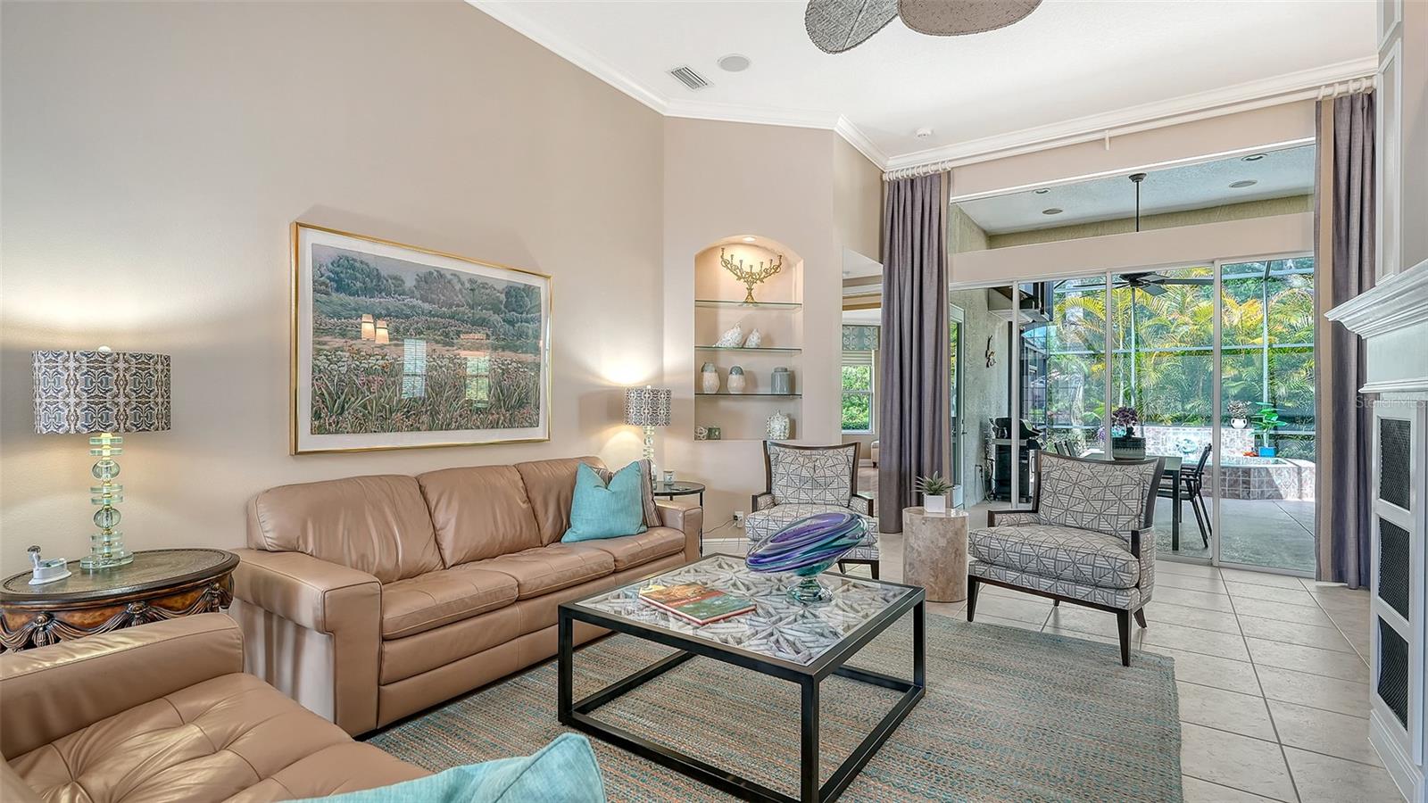 Listing Image #12