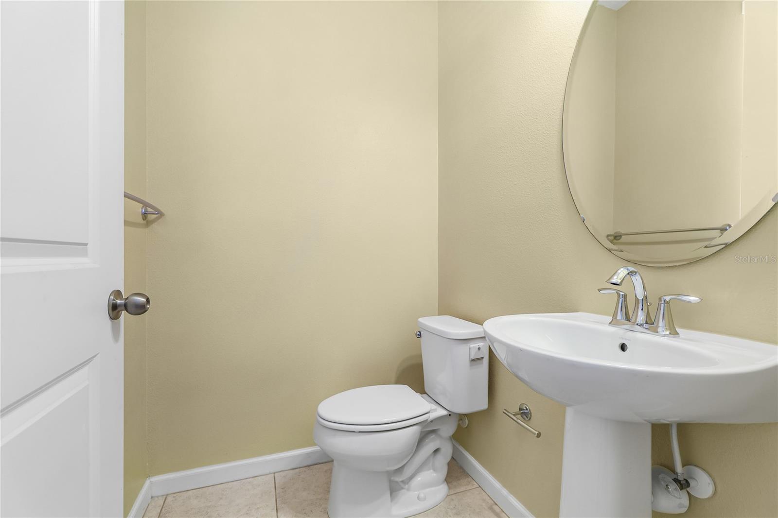 Listing Image #10