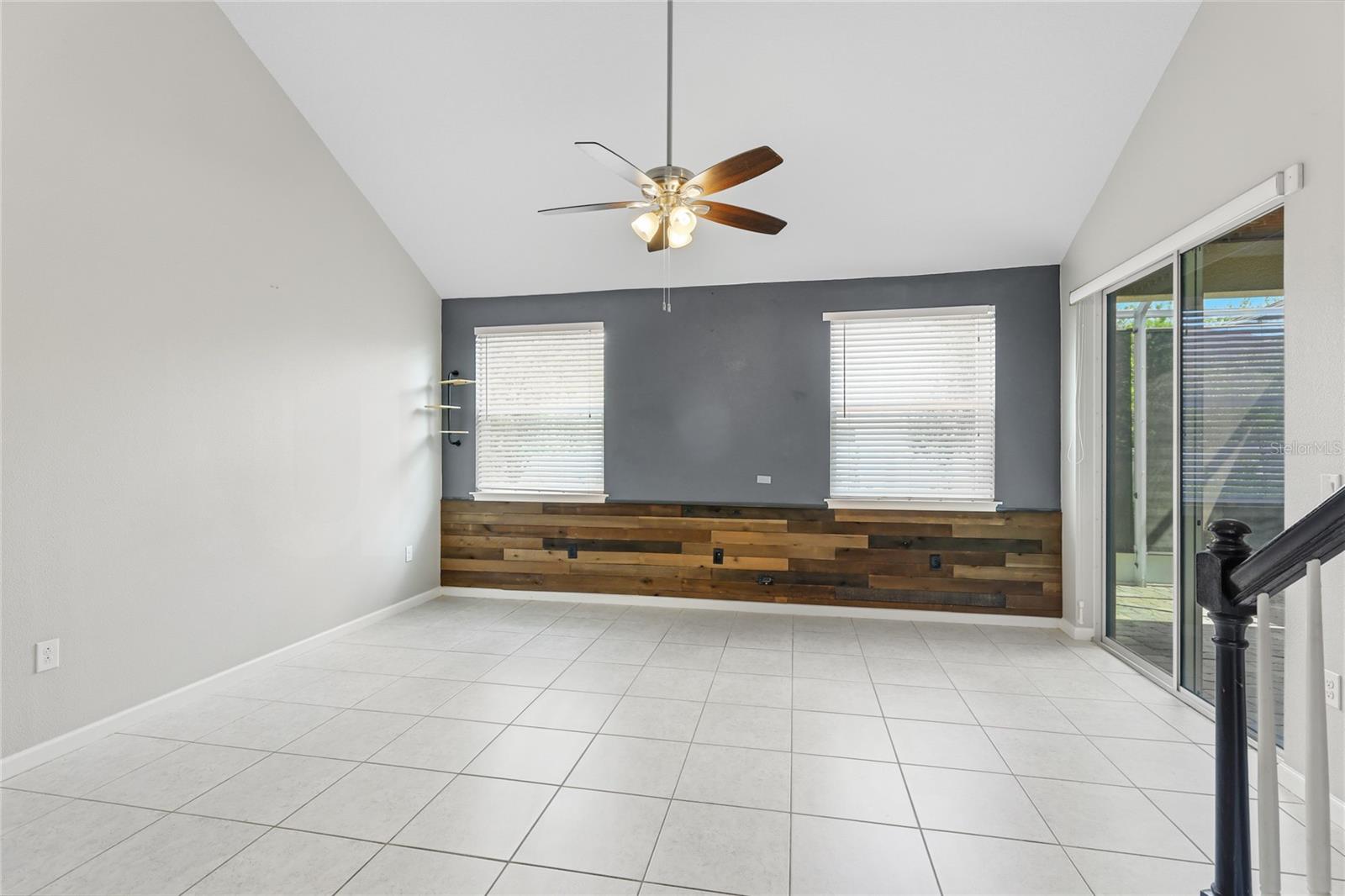 Listing Image #11