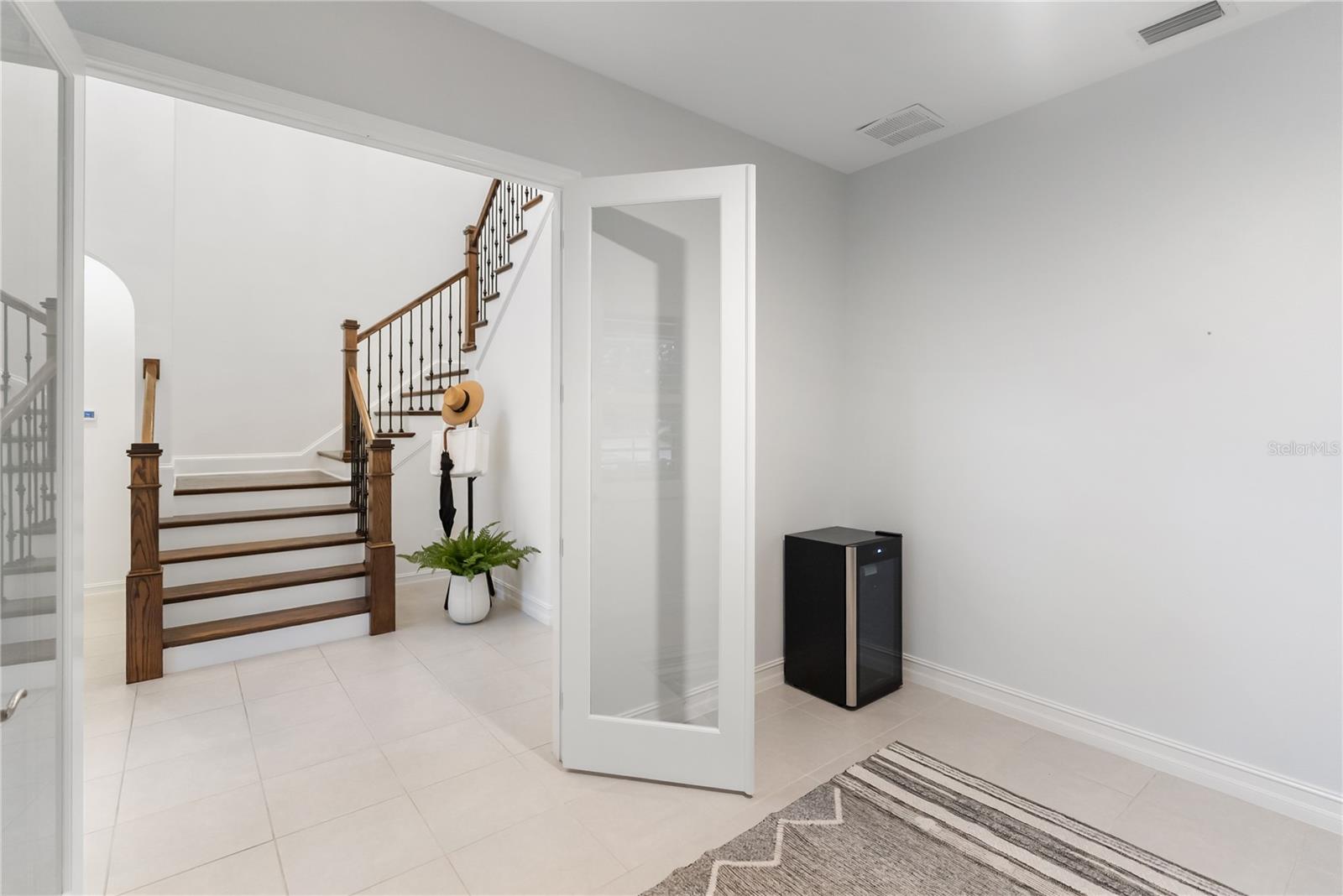 Listing Image #4