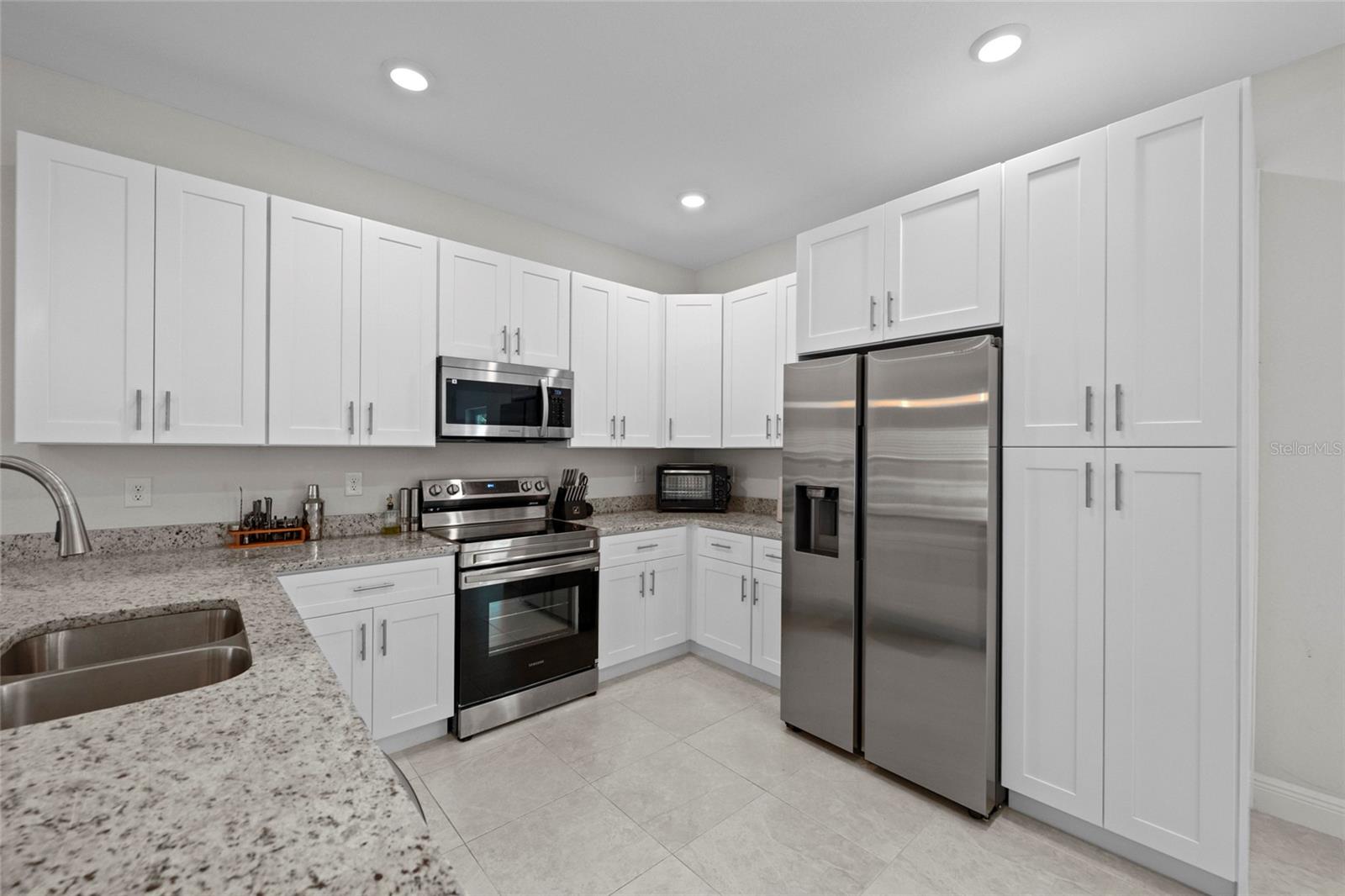 Listing Image #7