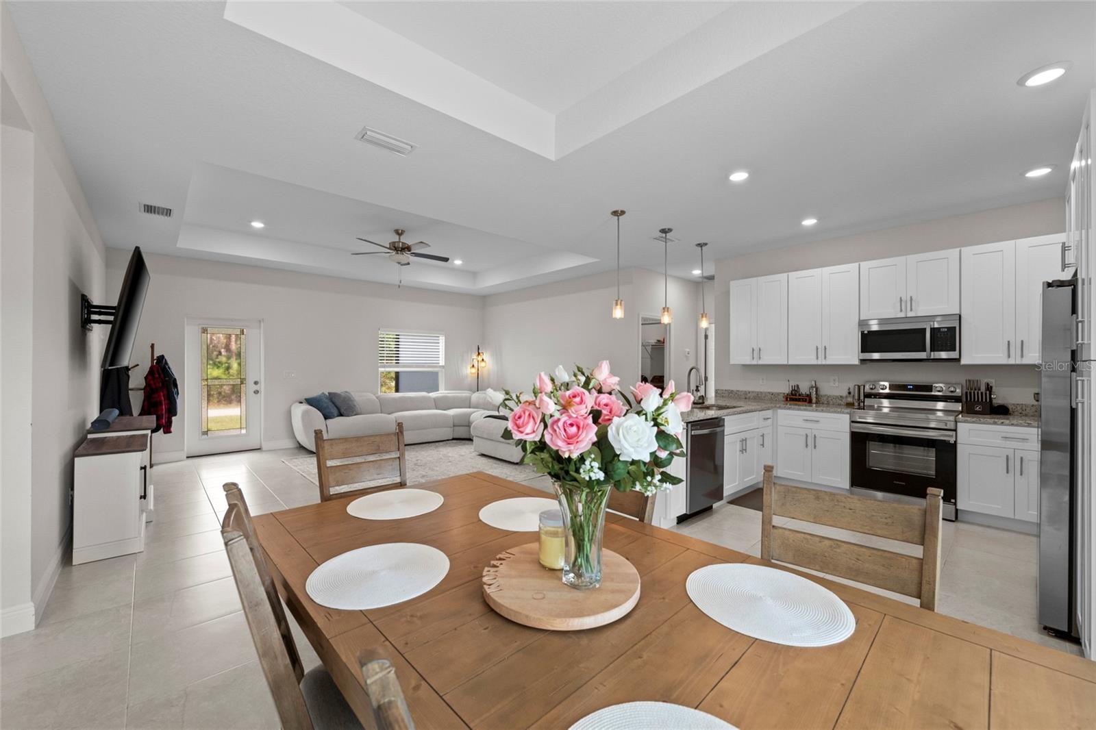 Listing Image #10