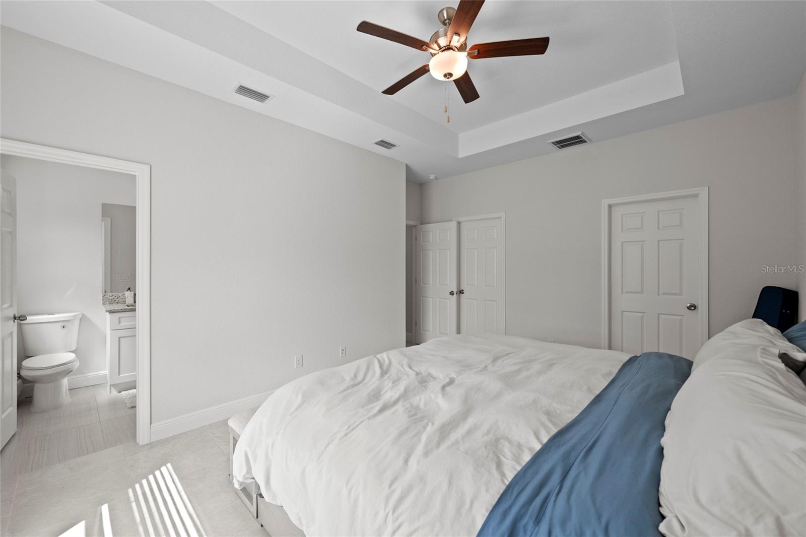 Listing Image #15