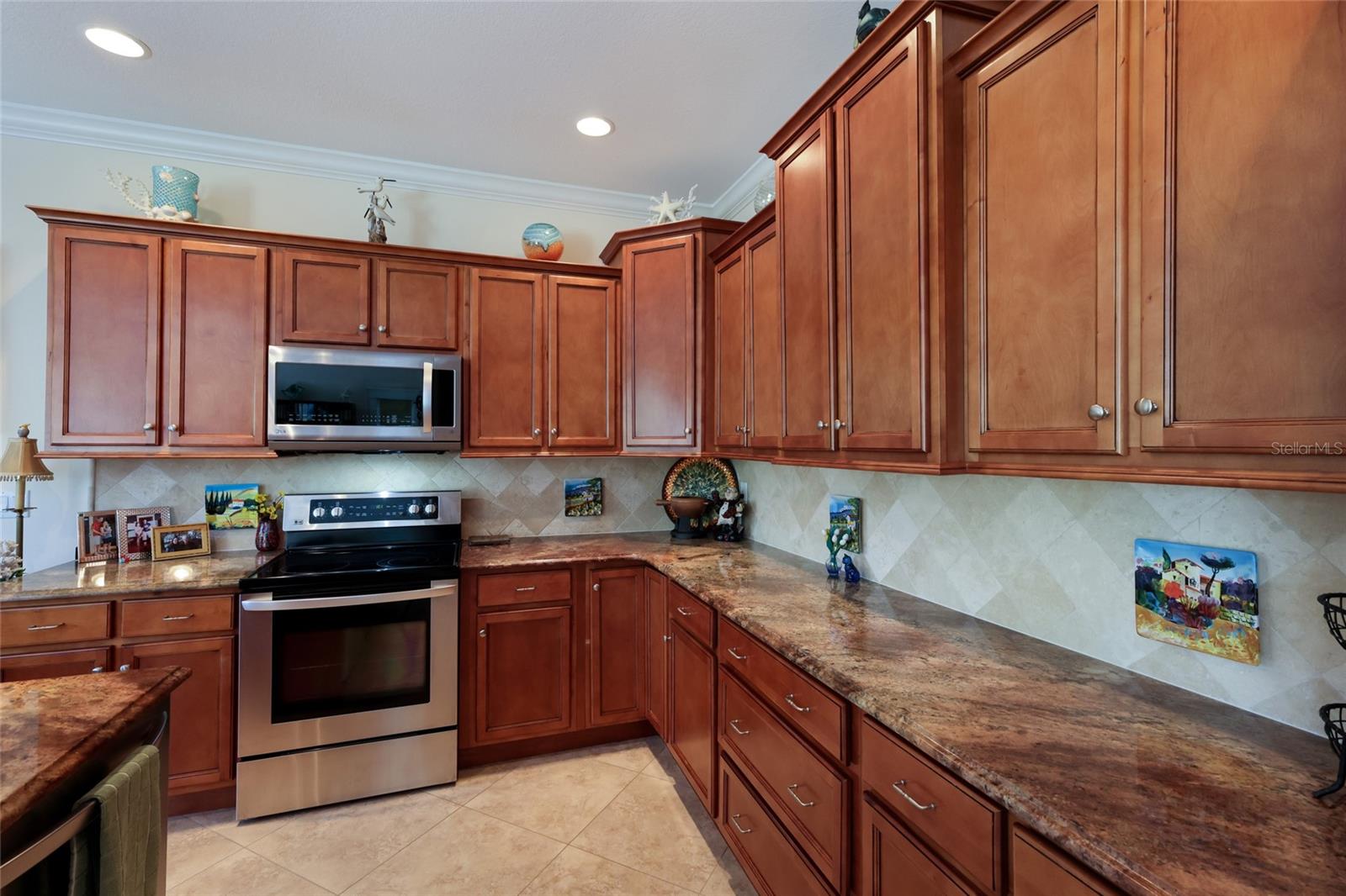 Listing Image #9