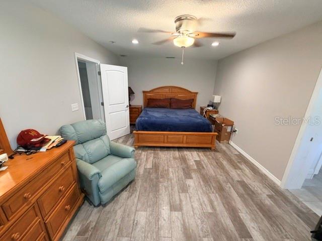 Listing Image #25