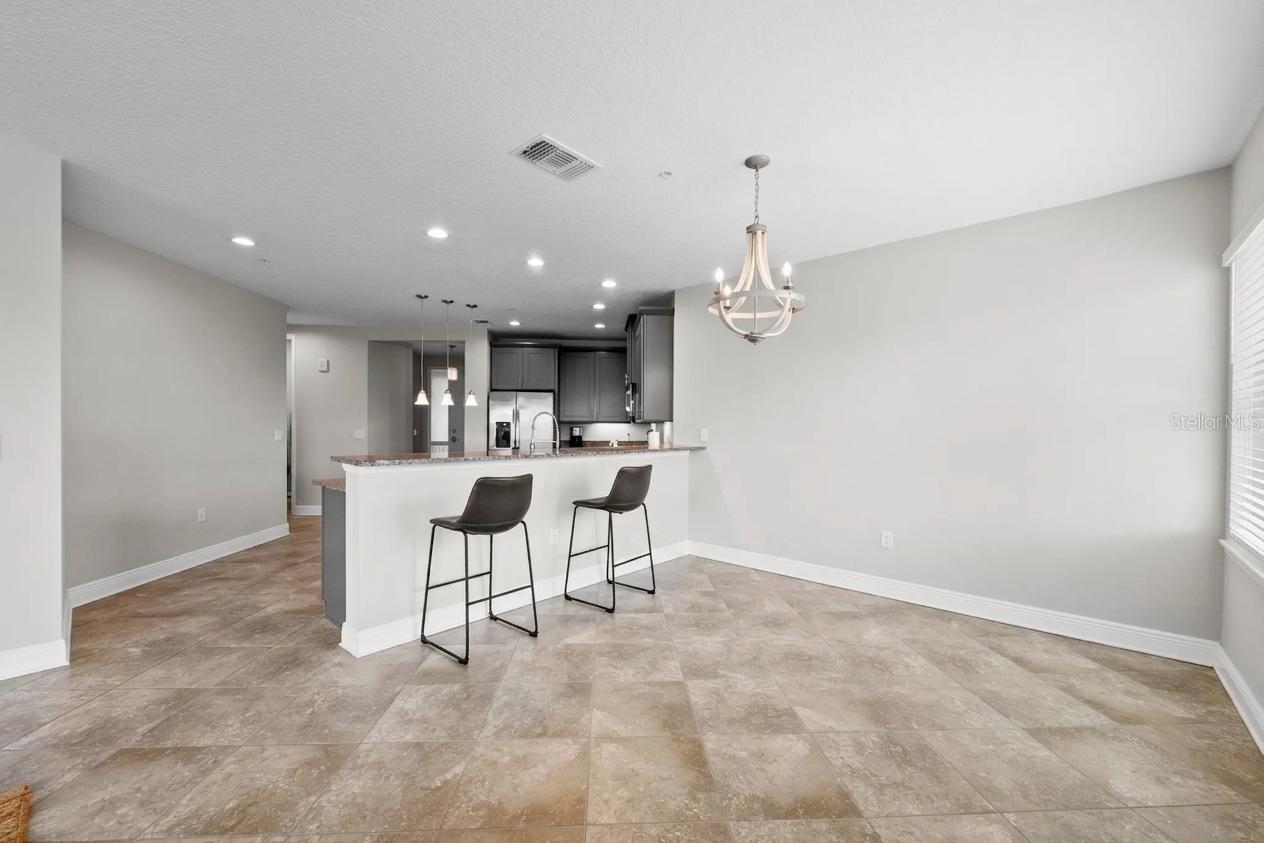 Listing Image #8