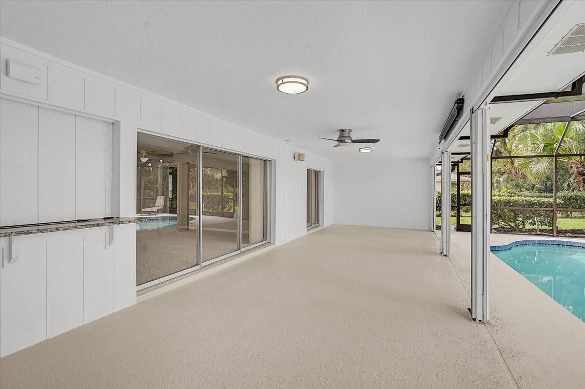 Listing Image #8