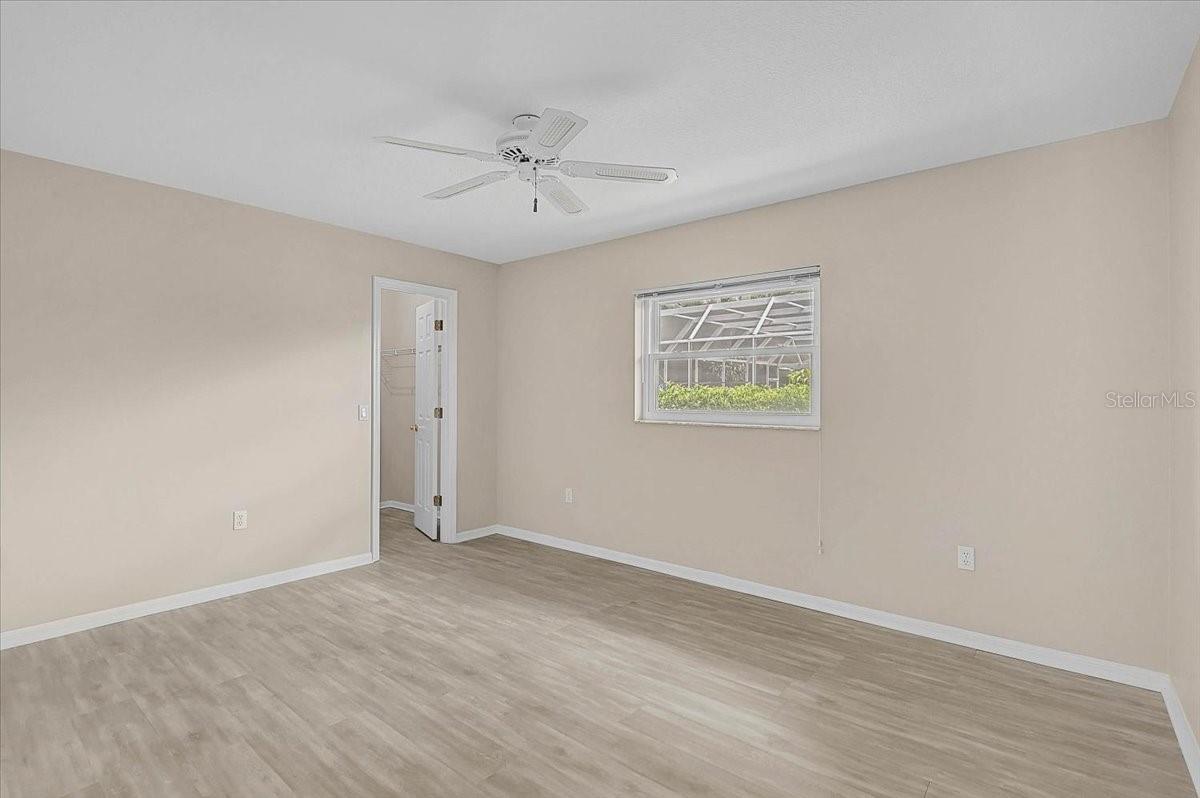 Listing Image #23