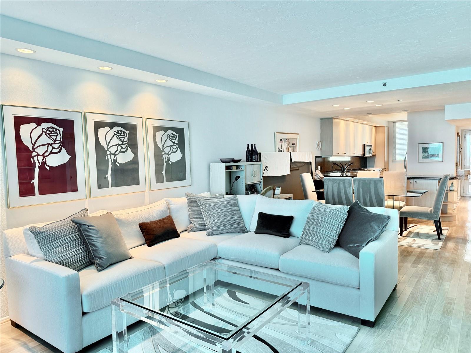 Listing Image #3