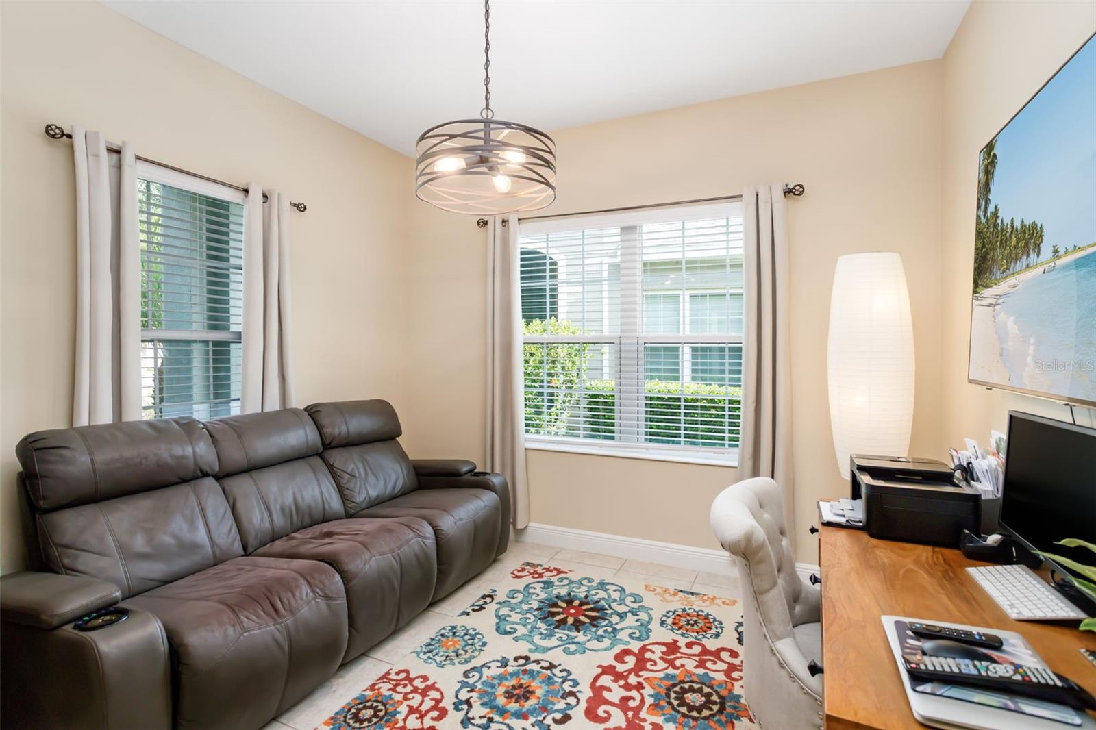 Listing Image #11