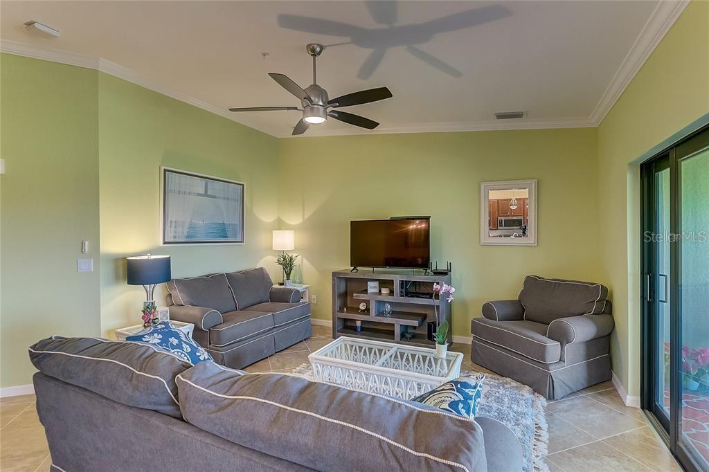 Listing Image #8