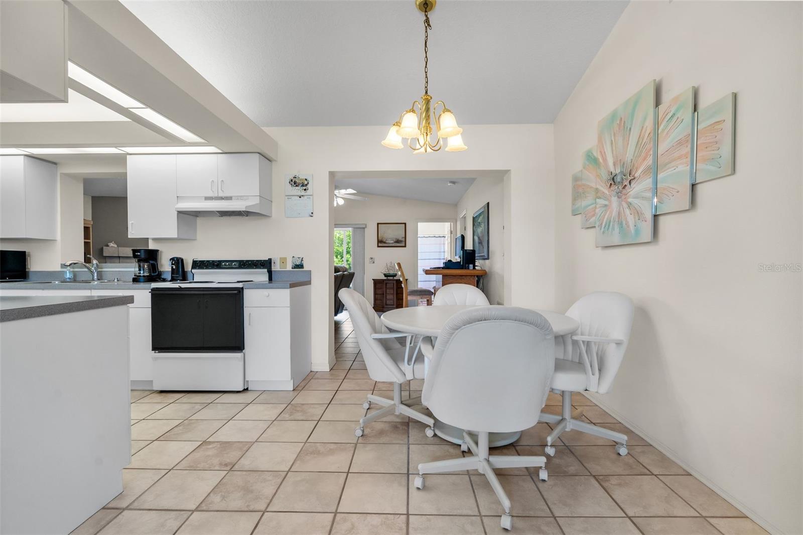 Listing Image #7