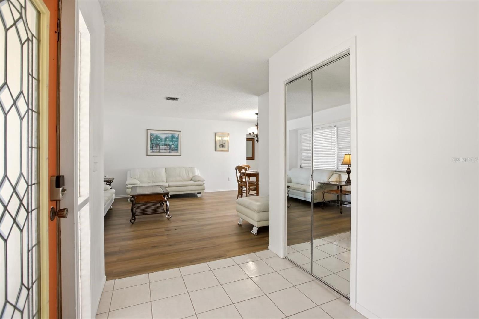 Listing Image #4