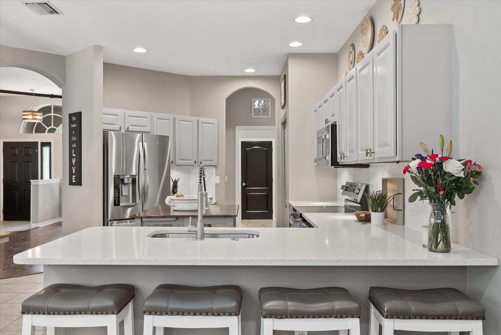 Listing Image #11