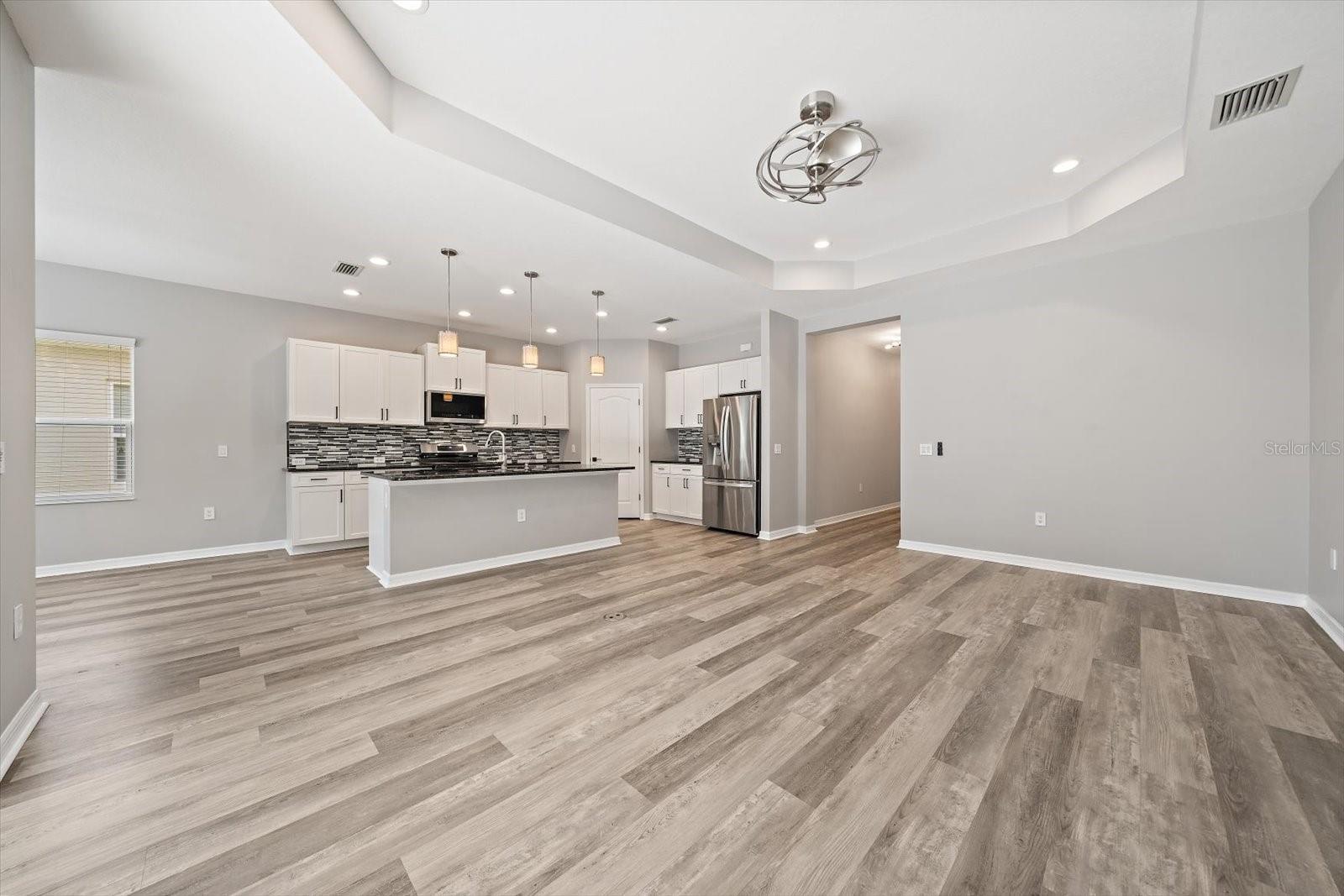 Listing Image #28