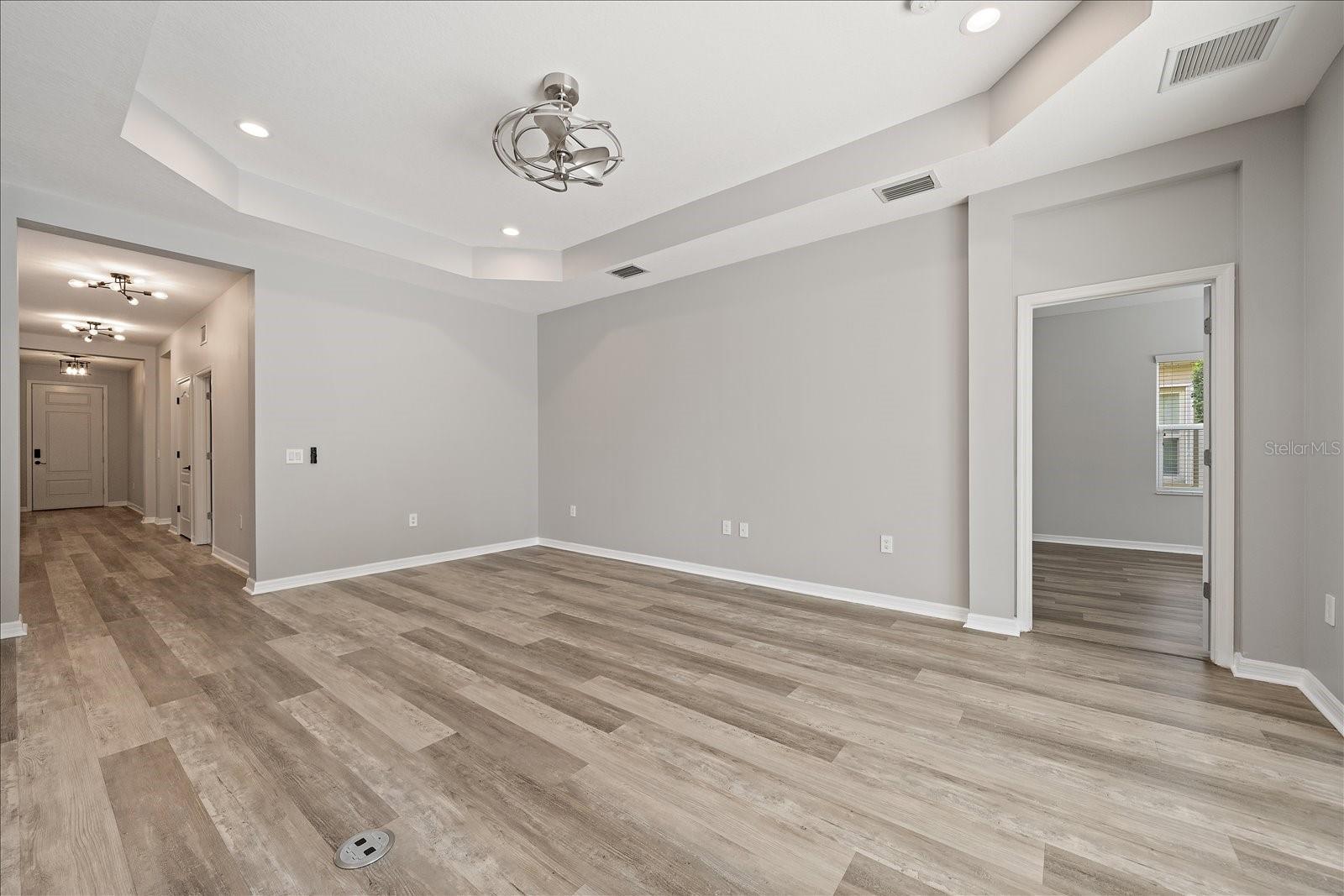 Listing Image #29