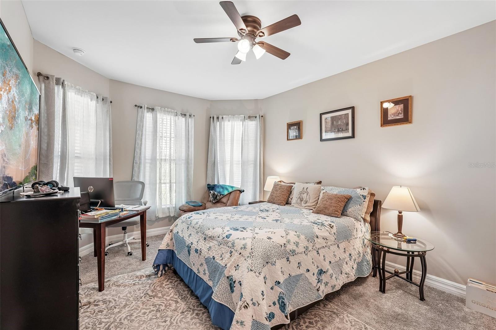 Listing Image #9