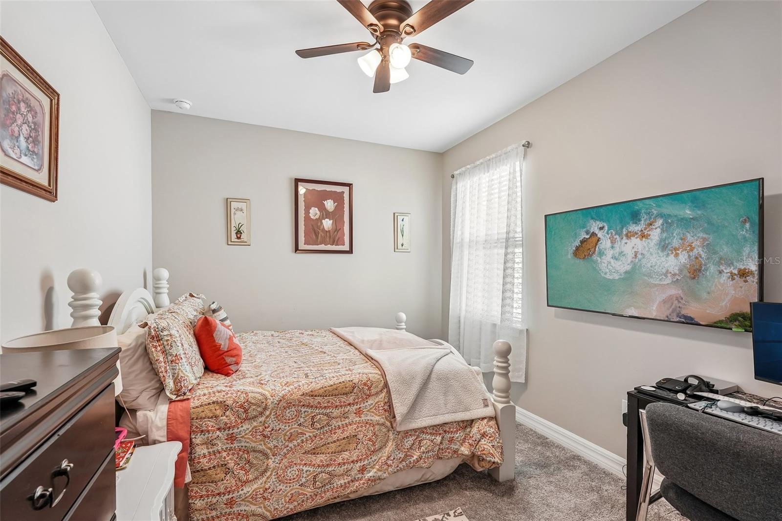 Listing Image #12
