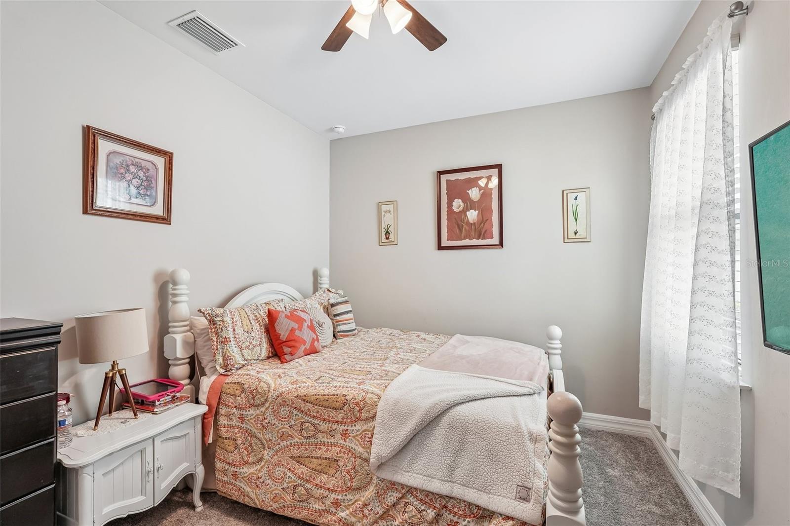 Listing Image #13