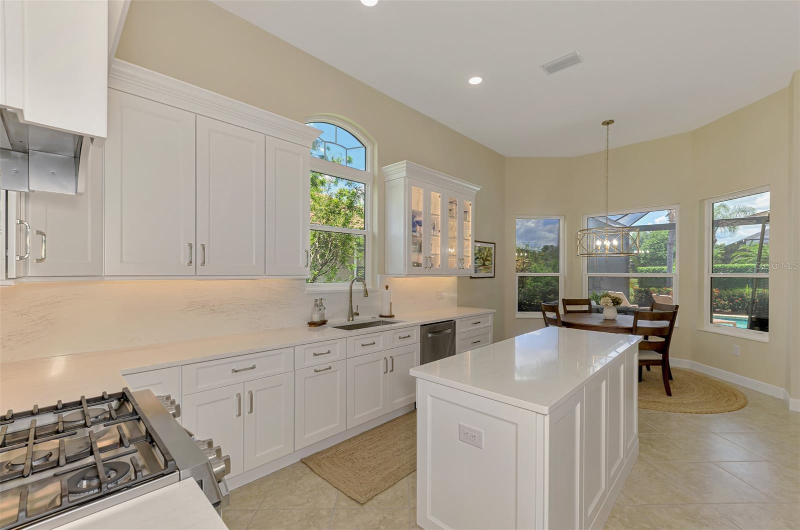 Listing Image #7