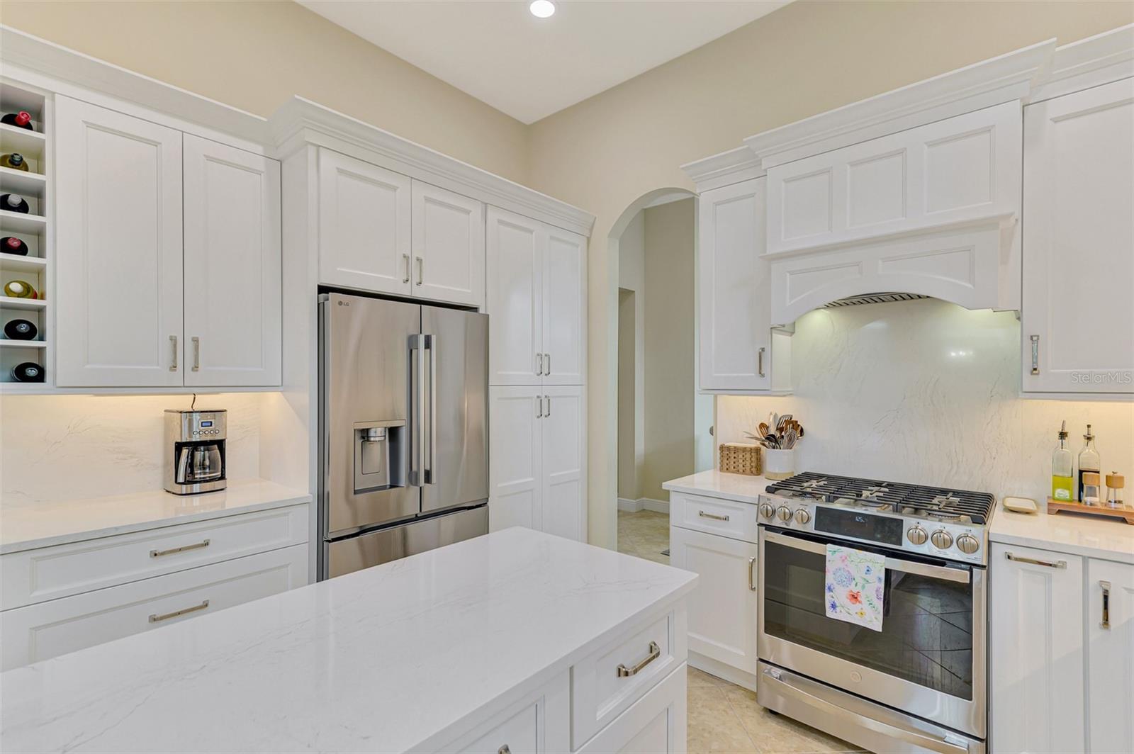 Listing Image #8