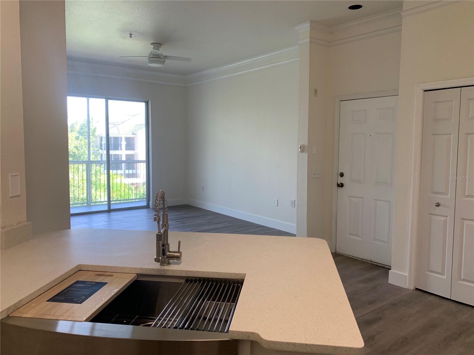Listing Image #8