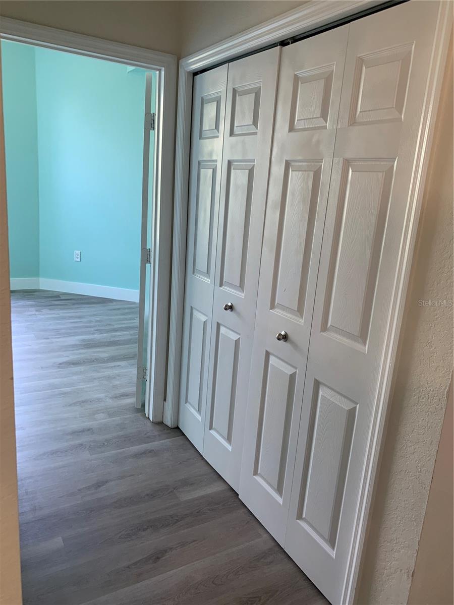 Listing Image #18