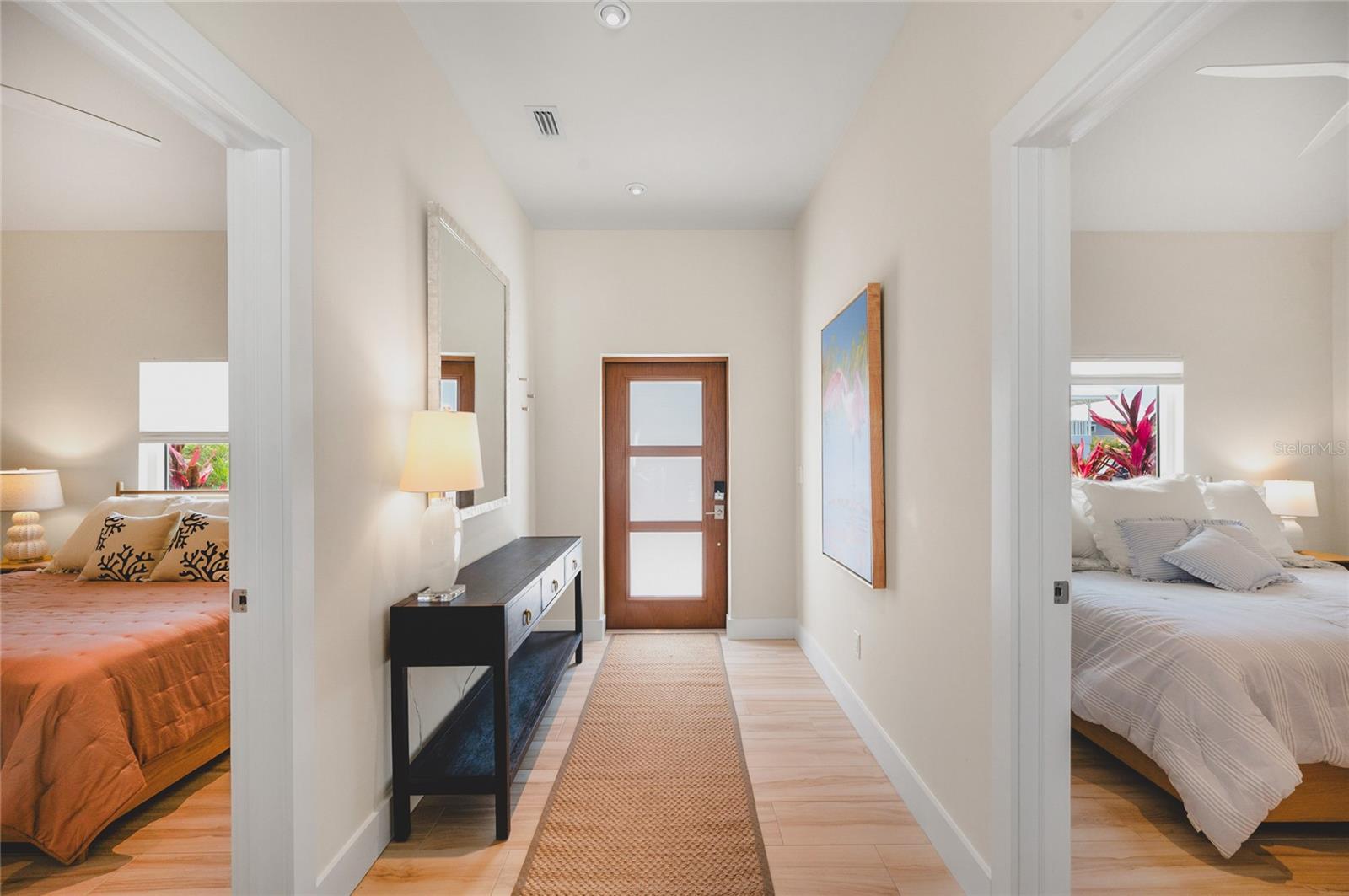 Listing Image #10