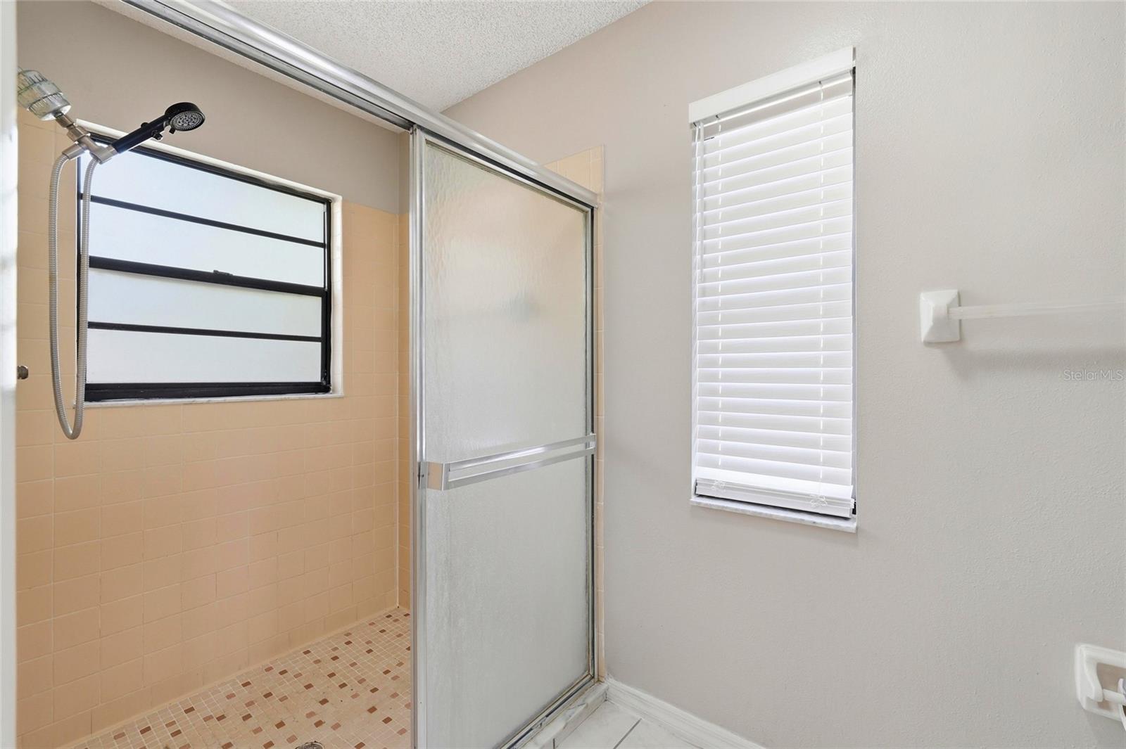 Listing Image #22