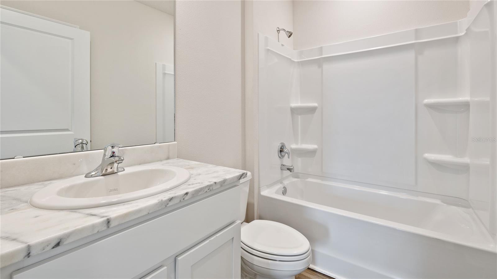 Listing Image #13