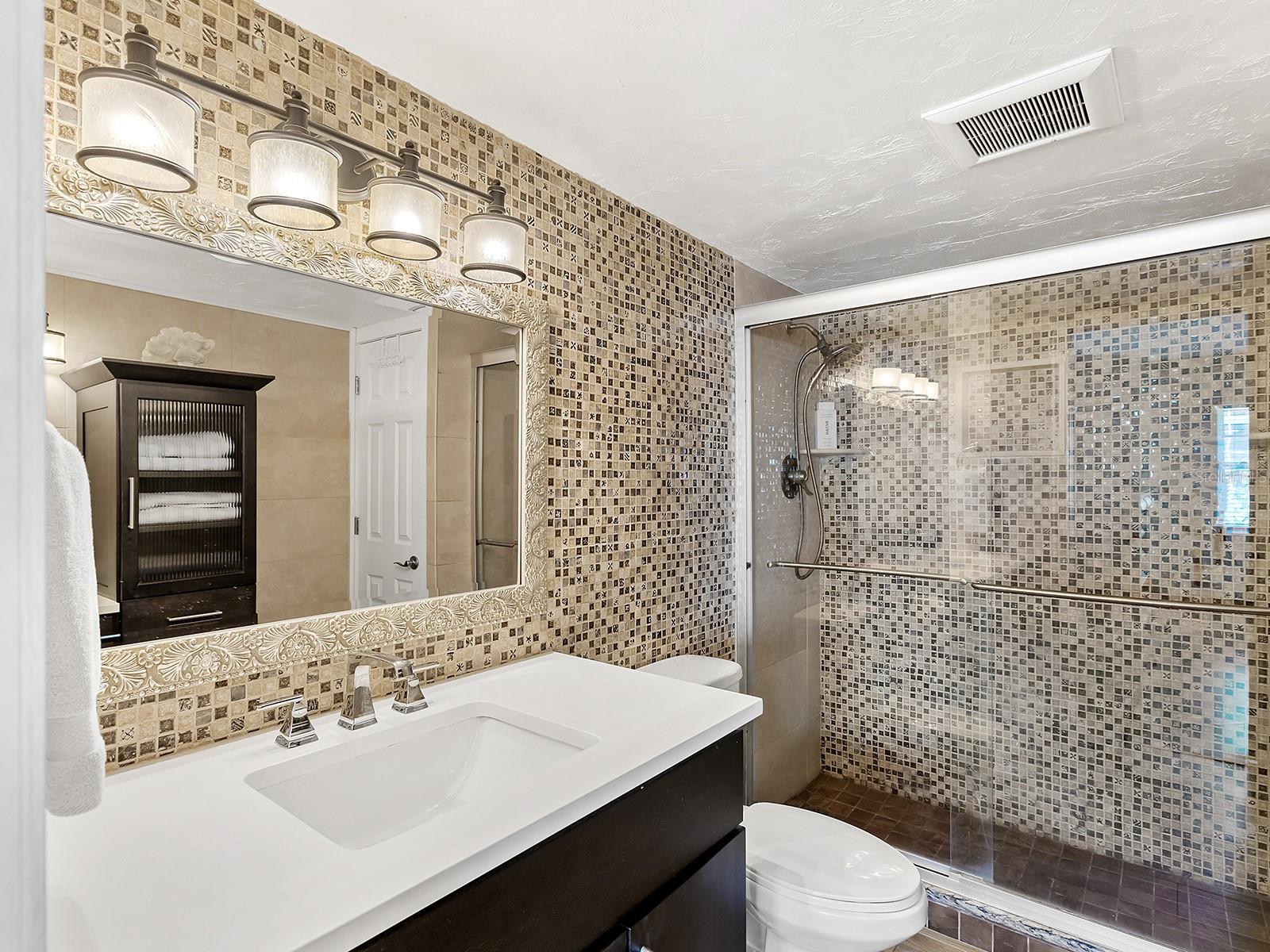Listing Image #25