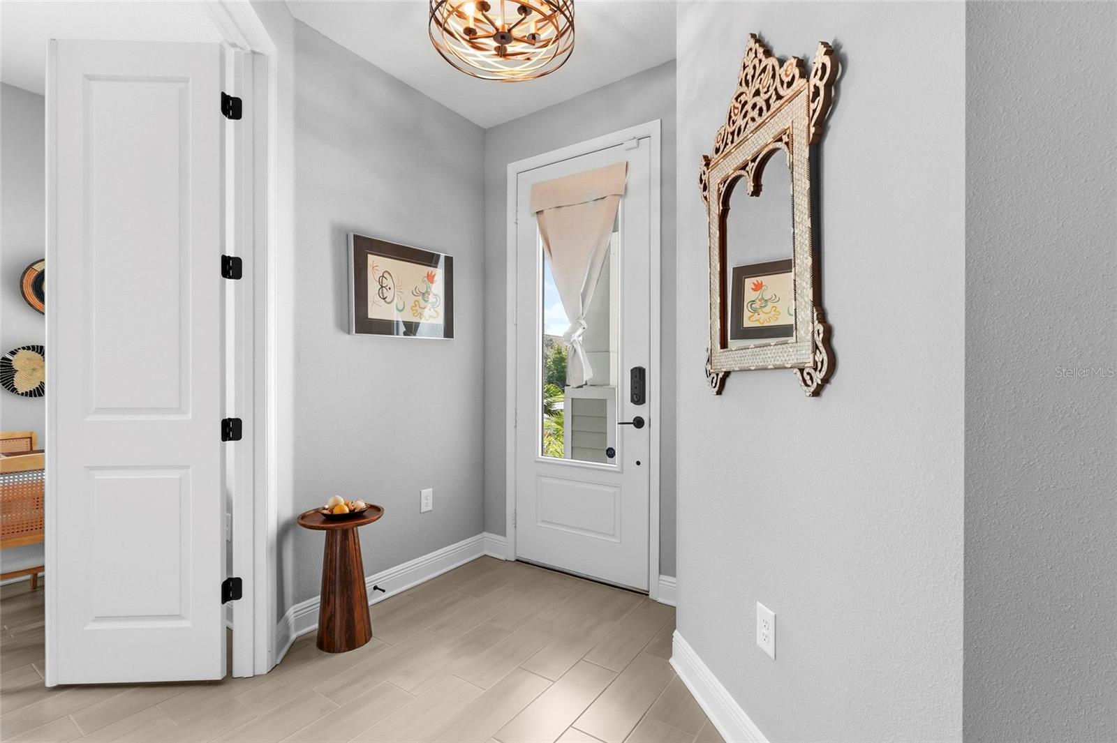 Listing Image #25