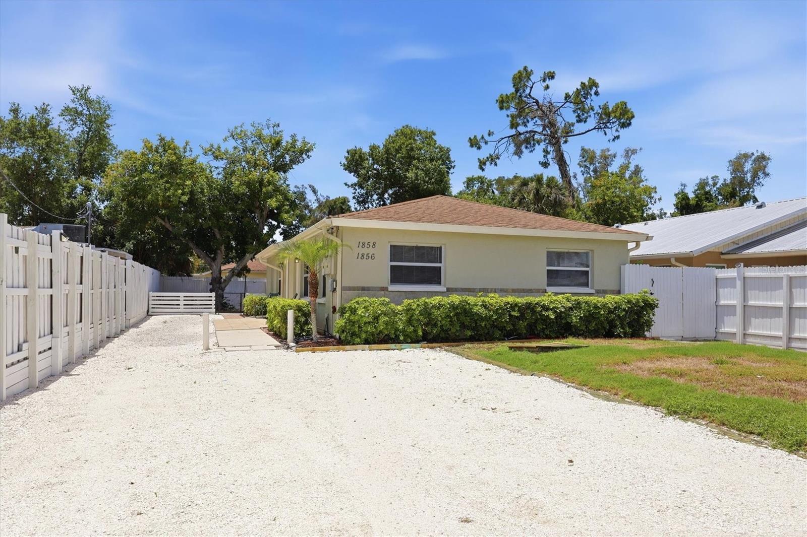 Listing Image #7