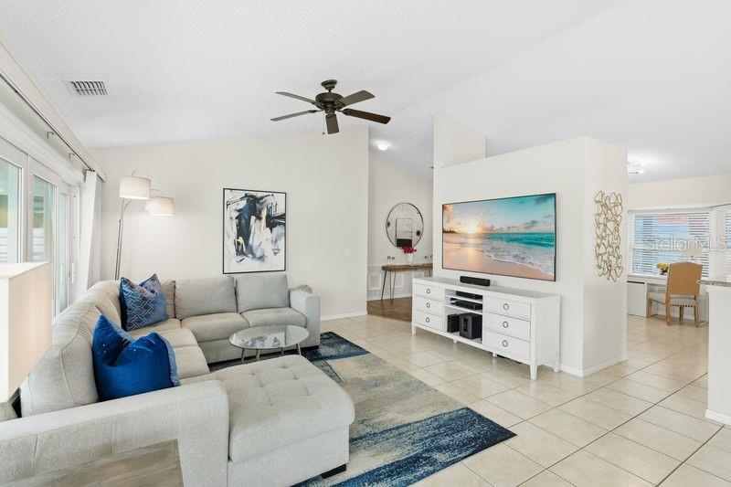 Listing Image #3