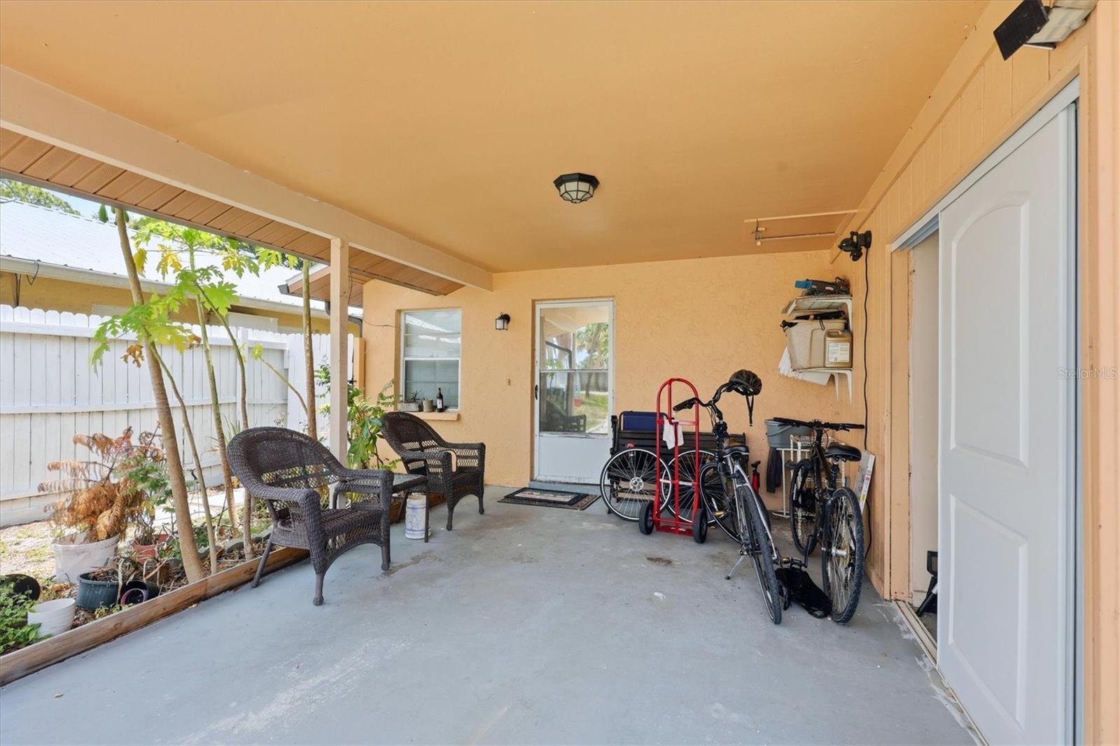 Listing Image #6