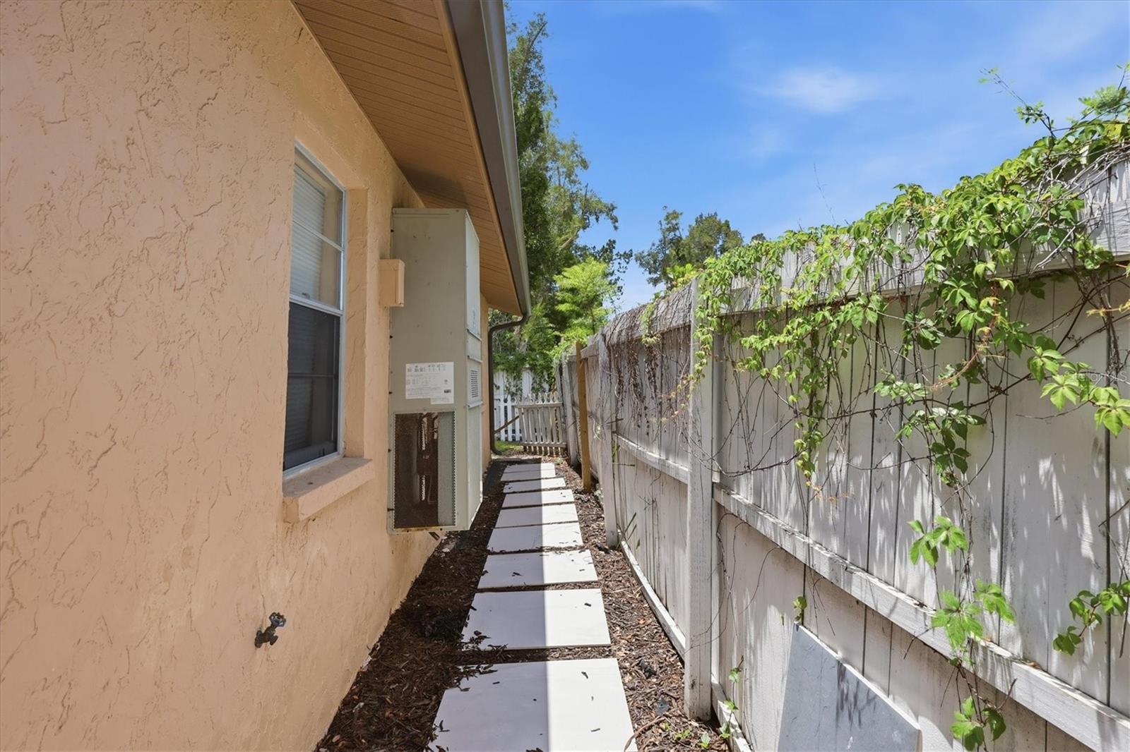 Listing Image #7