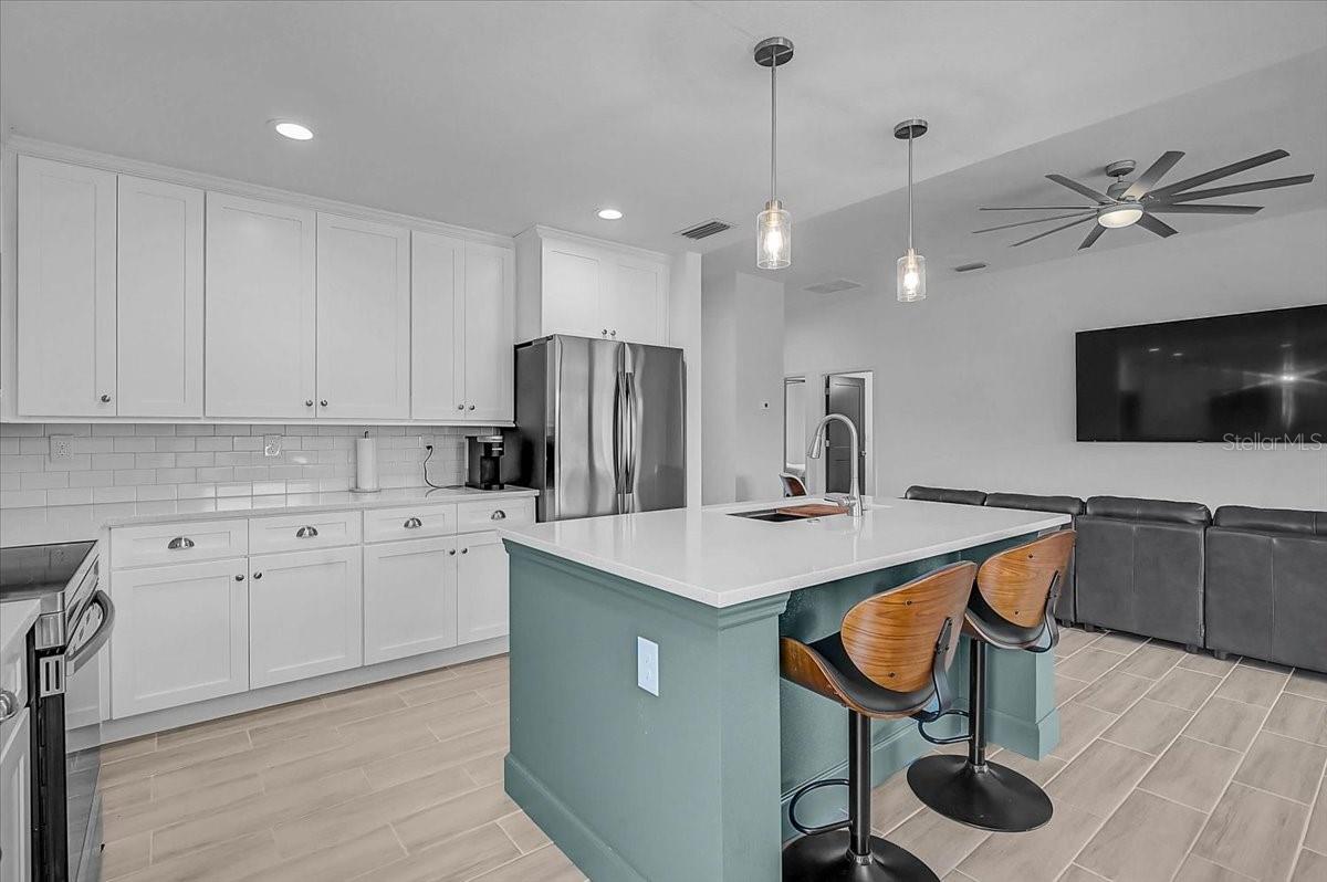 Listing Image #13