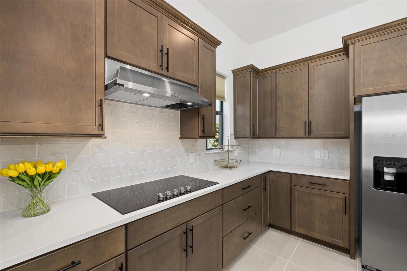 Listing Image #10