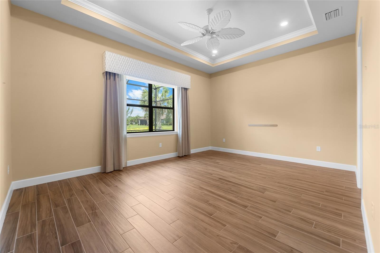 Listing Image #29