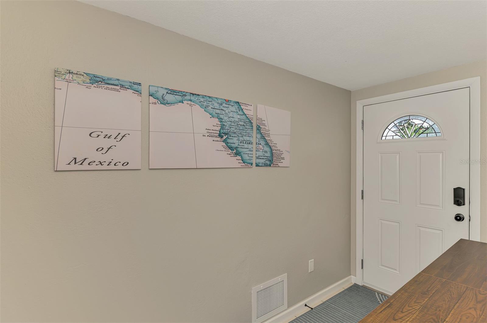 Listing Image #6