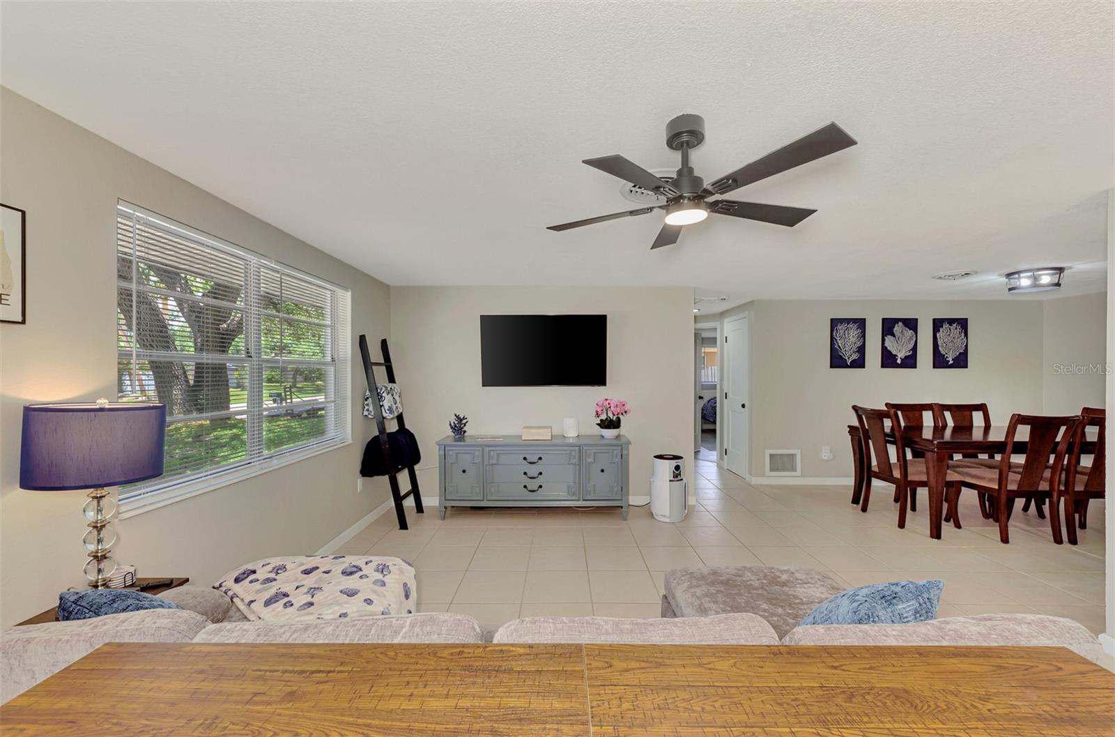 Listing Image #7