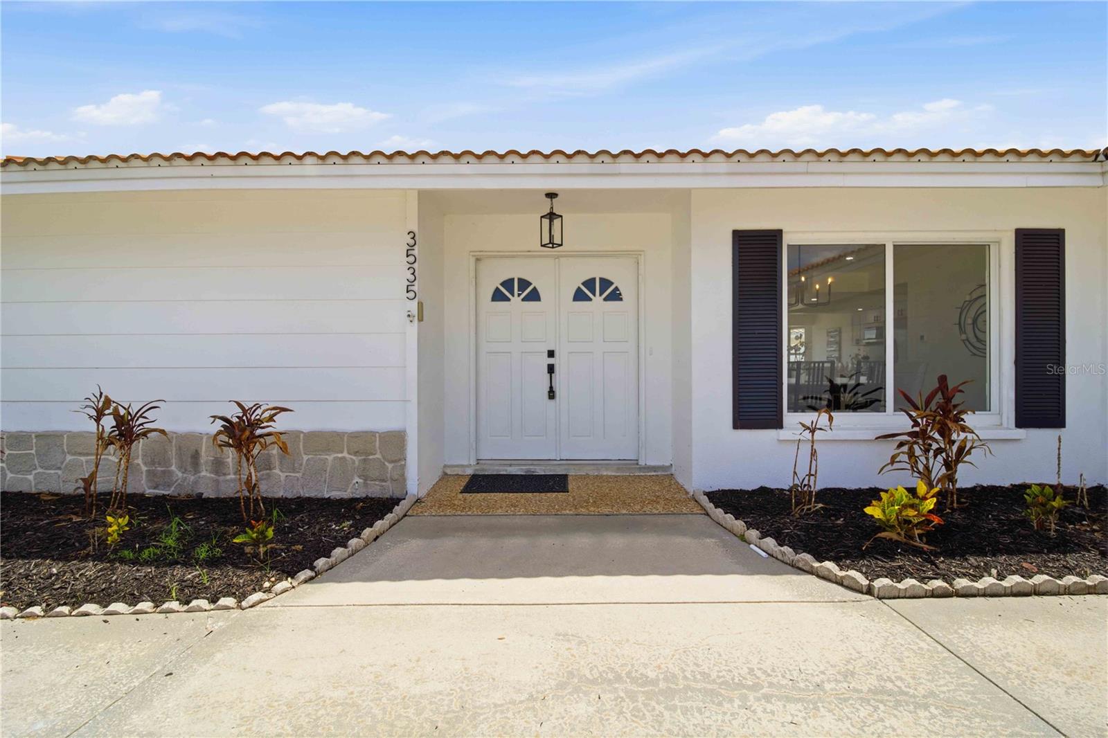 Listing Image #3