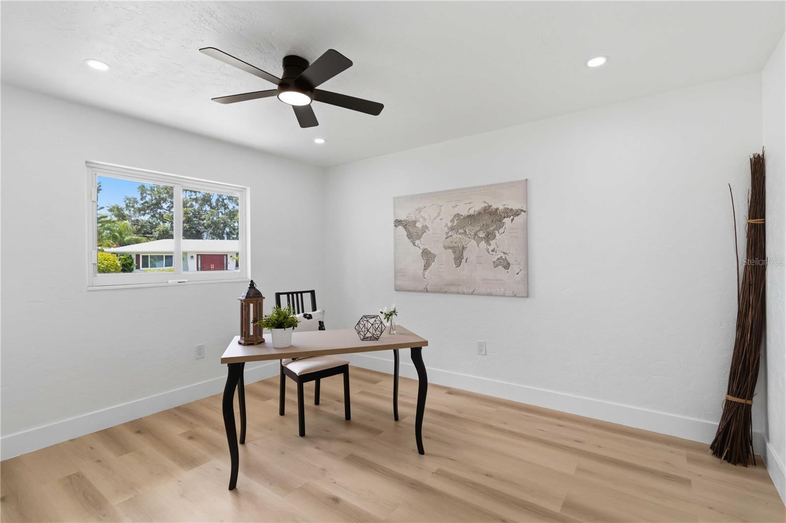 Listing Image #29