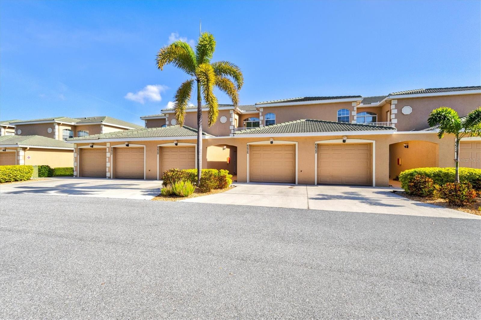 Listing Image #3