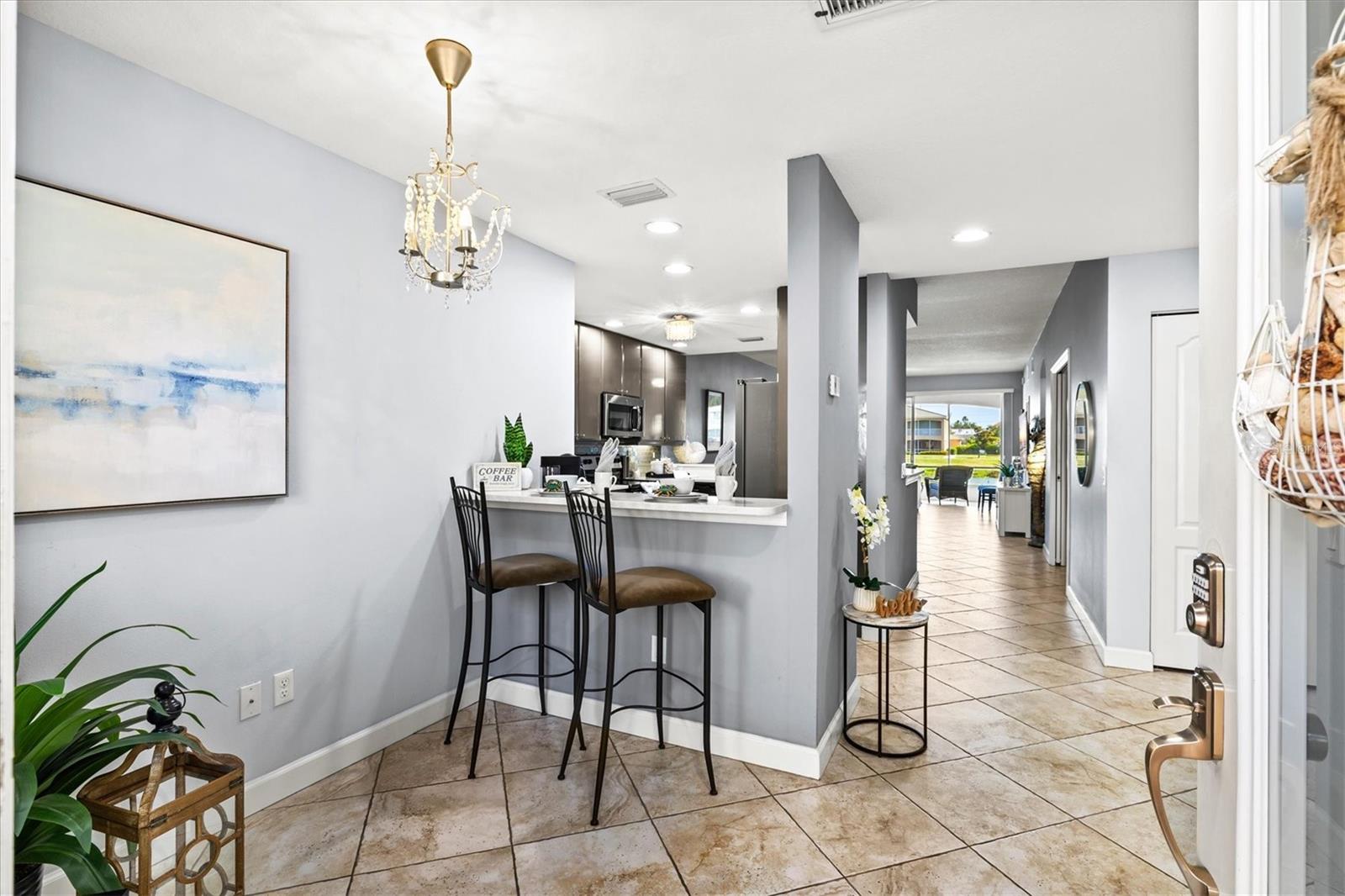 Listing Image #10