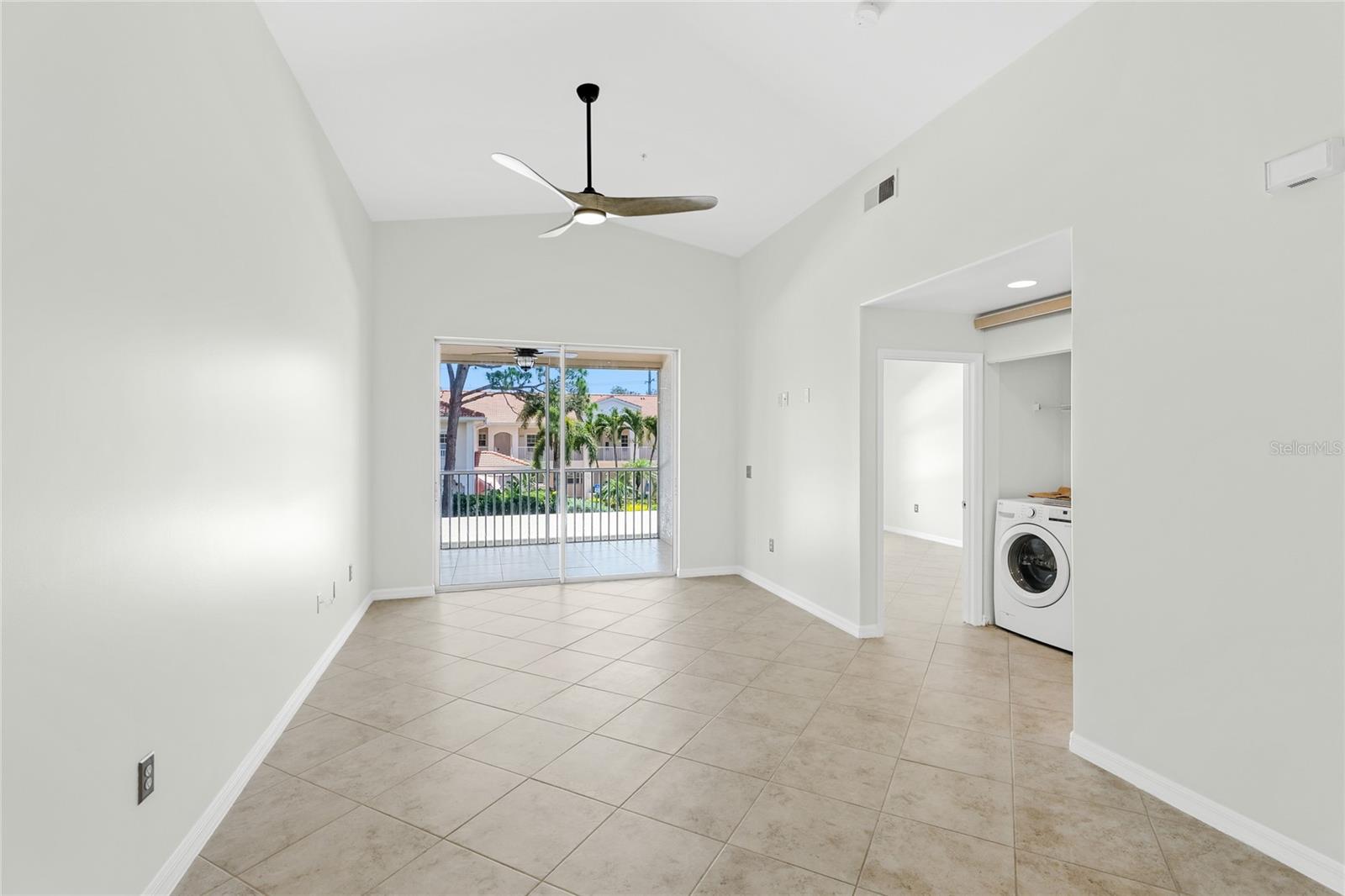Listing Image #8